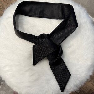 Elegant Black Leather Belt